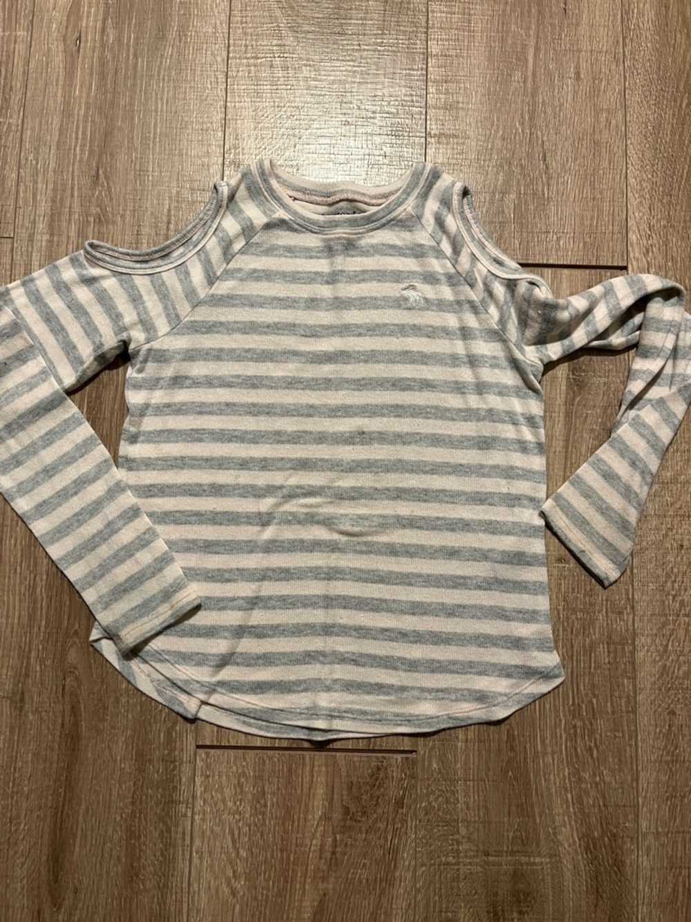abercrombie kids Light Gray & White Striped Long-Sleeve Top